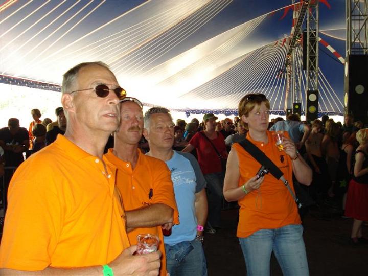 DSC00012 (Medium).JPG